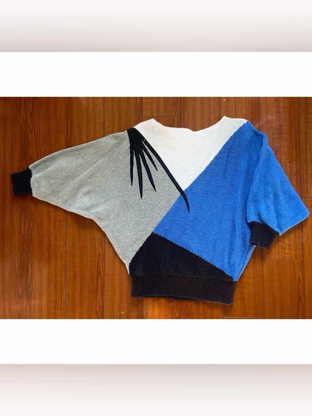 Bonnie Jean Scoop-Neck Colorblock Sweater in Blue, Cream & Black